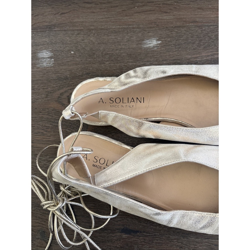 A. Soliani Metallic Flats Lace Up Size 40 Gold - Picture 3 of 9